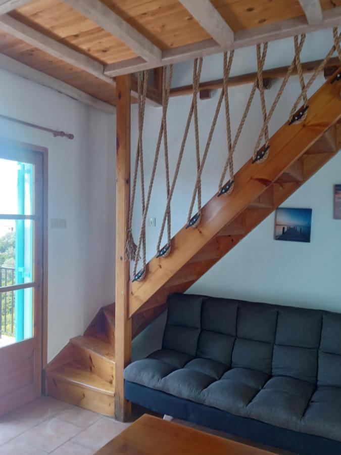 Iordanis House- Traditional House In Old Alonnisos Exterior photo
